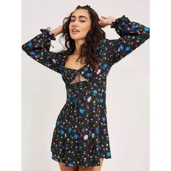 NWT For Love & Lemons Lexy Long Sleeve Black Floral Mini Size XS - Picture 1 of 9